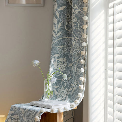 Blauer Chenille-Vorhang mit Jacquard-Vintage-Blumen