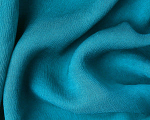 Blaue Vorhänge, dekorative Vorhänge