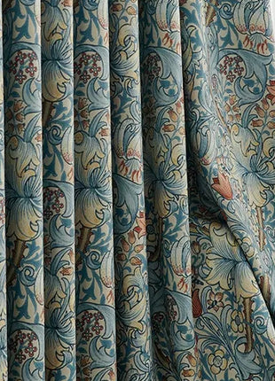 Jacquard-Vorhang mit roten Blumen und Vögeln im klassischen Stil