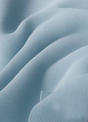 Luxuriöser hellblauer Vorhang
