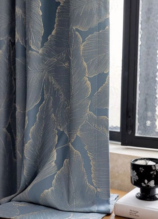 Blauer Vorhang mit goldenem Holzmuster für Wohnzimmer