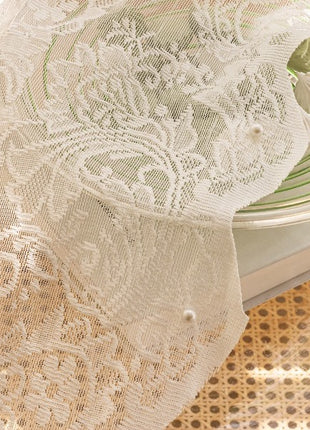 Transparentes Vintage-Wohnzimmer aus Spitze