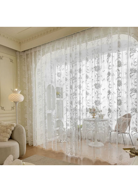 Romantischer, mit Blumen bestickter, transparenter Vorhang